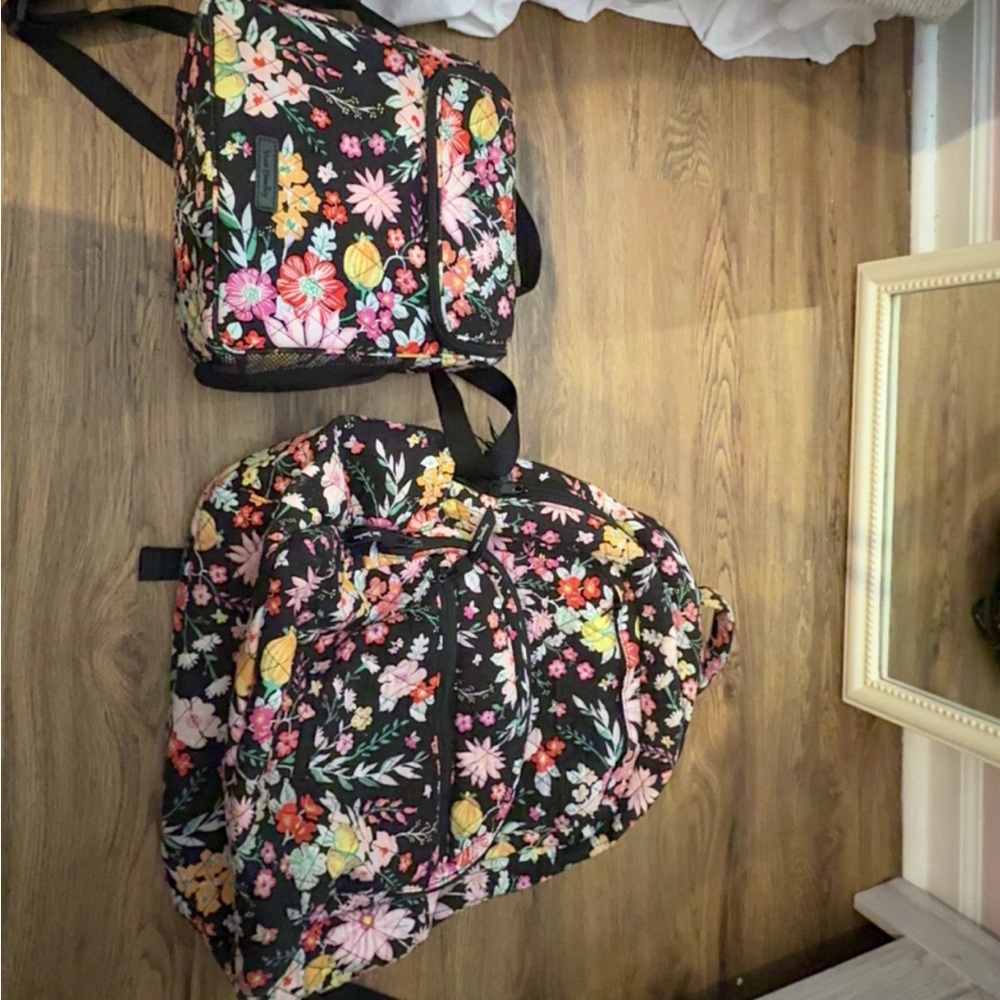 vera bradley black floral backpack and lunchbox lunch bag